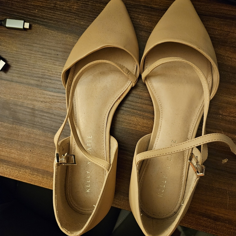 Kelly & Katie Flats